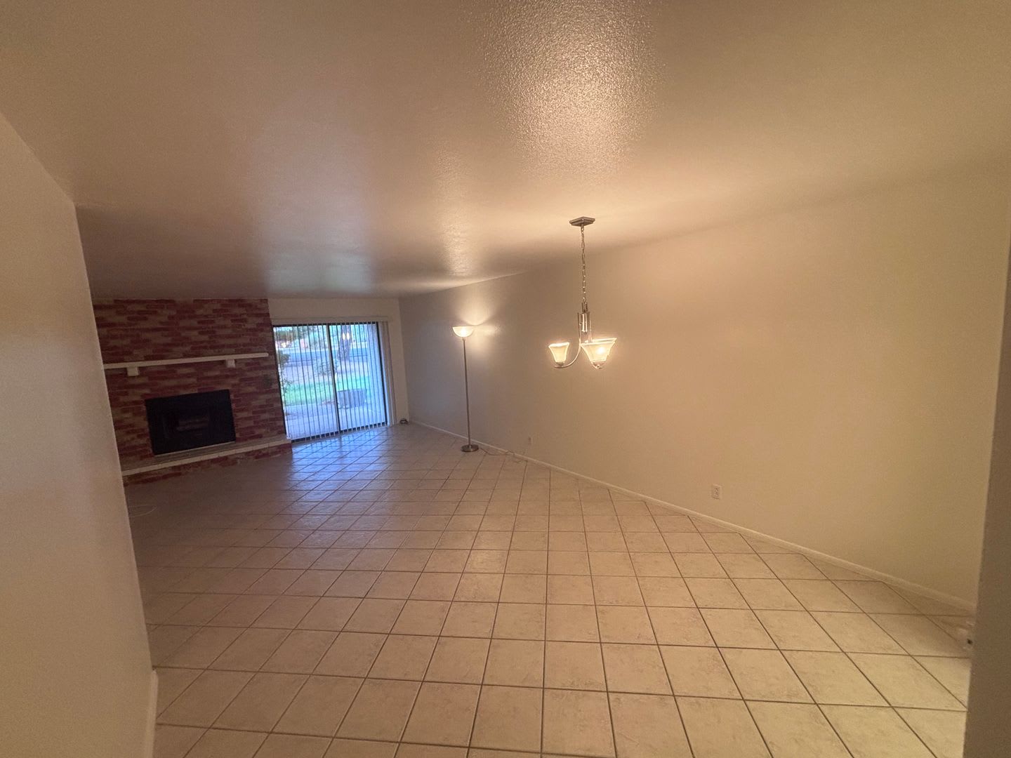 Unfurnished 1 Year Long Term Rental – photo 3