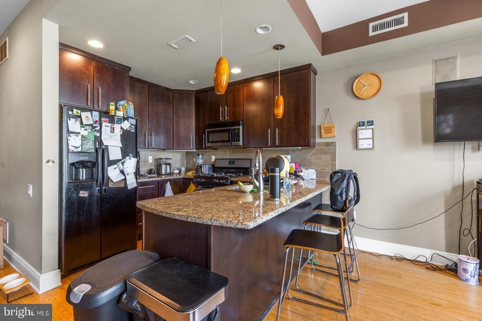 530 W GIRARD Avenue – photo 3