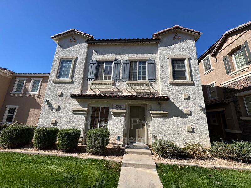 4062 E Windsor Drive – photo 1
