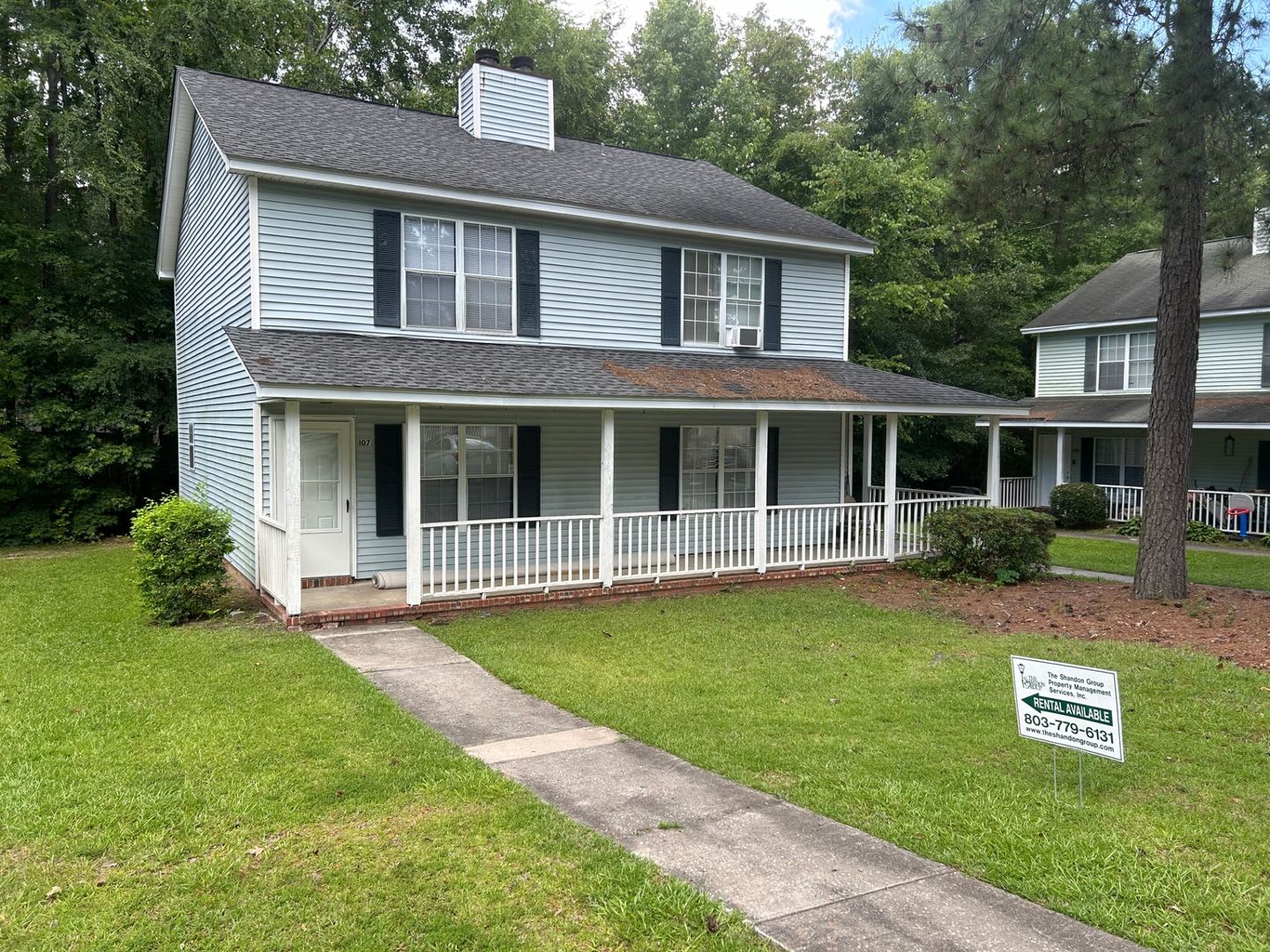 Charming 2 Bedroom 1 5 Bath Townhouse Located In The Desirable Irmo Area Near The Lake Murray Dam – photo 1