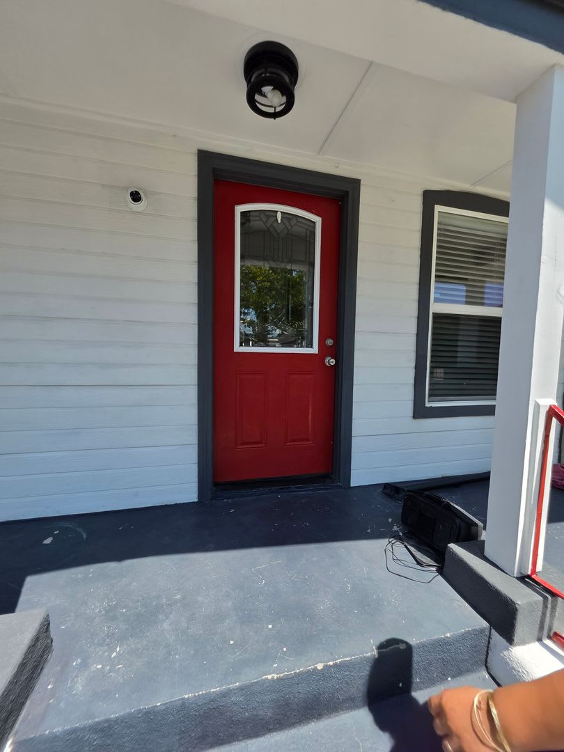 Charming Remodeled 2 Bed 2 Bath Craftsman Home In Cypress Park Garage Open Floor Plan Modern Upgrades Small Pets Welcome – photo 2