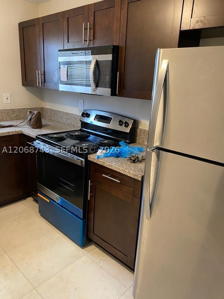 2416 Nw 79Th Ter – photo 5