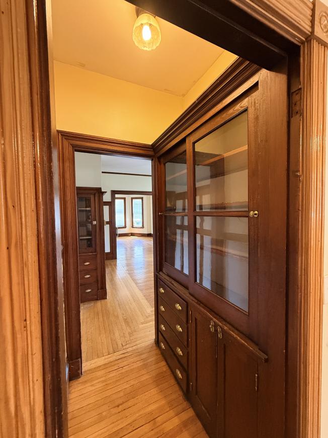 2 Park Rd. – photo 2