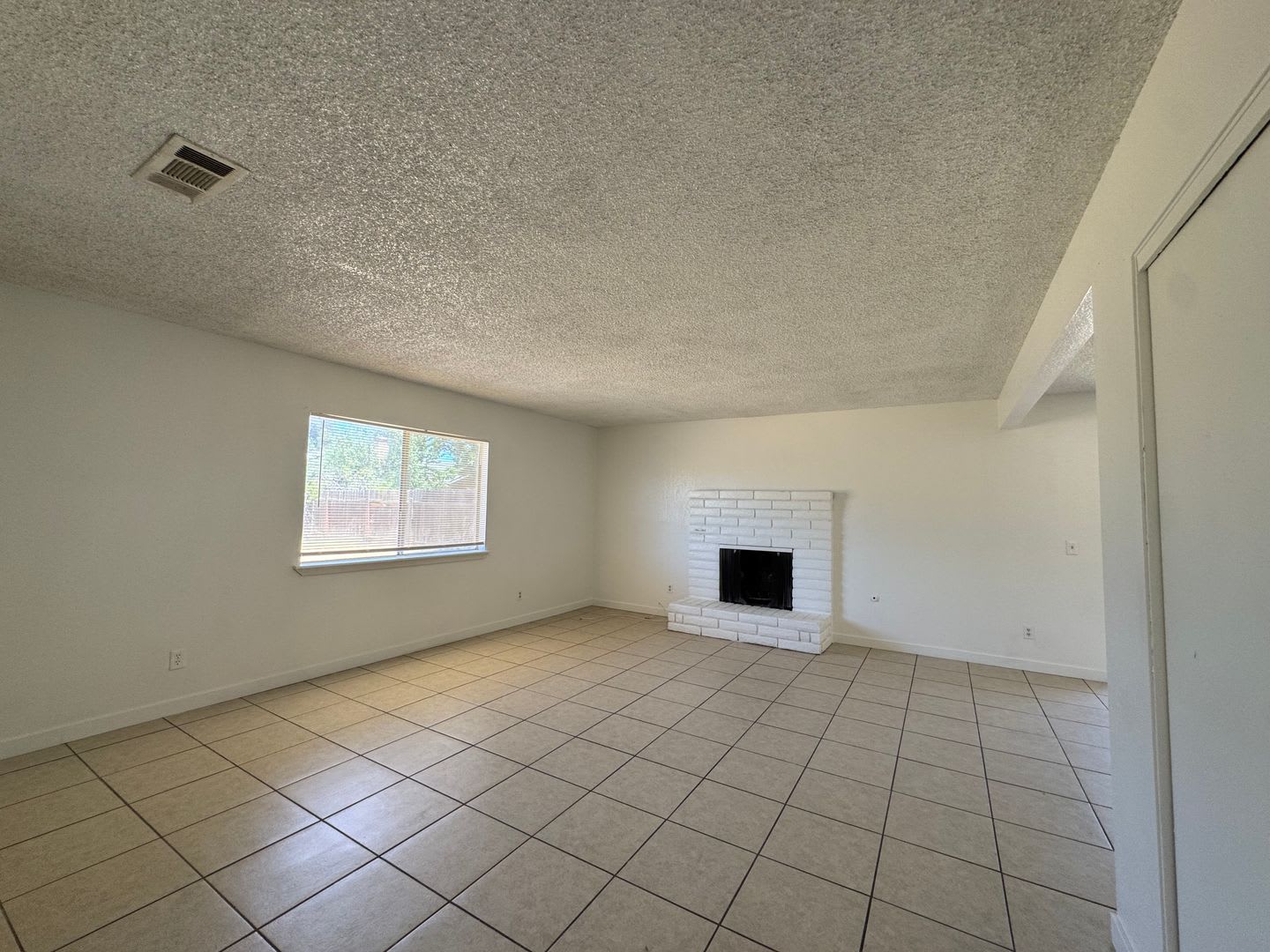 205 Ashlan Way – photo 2