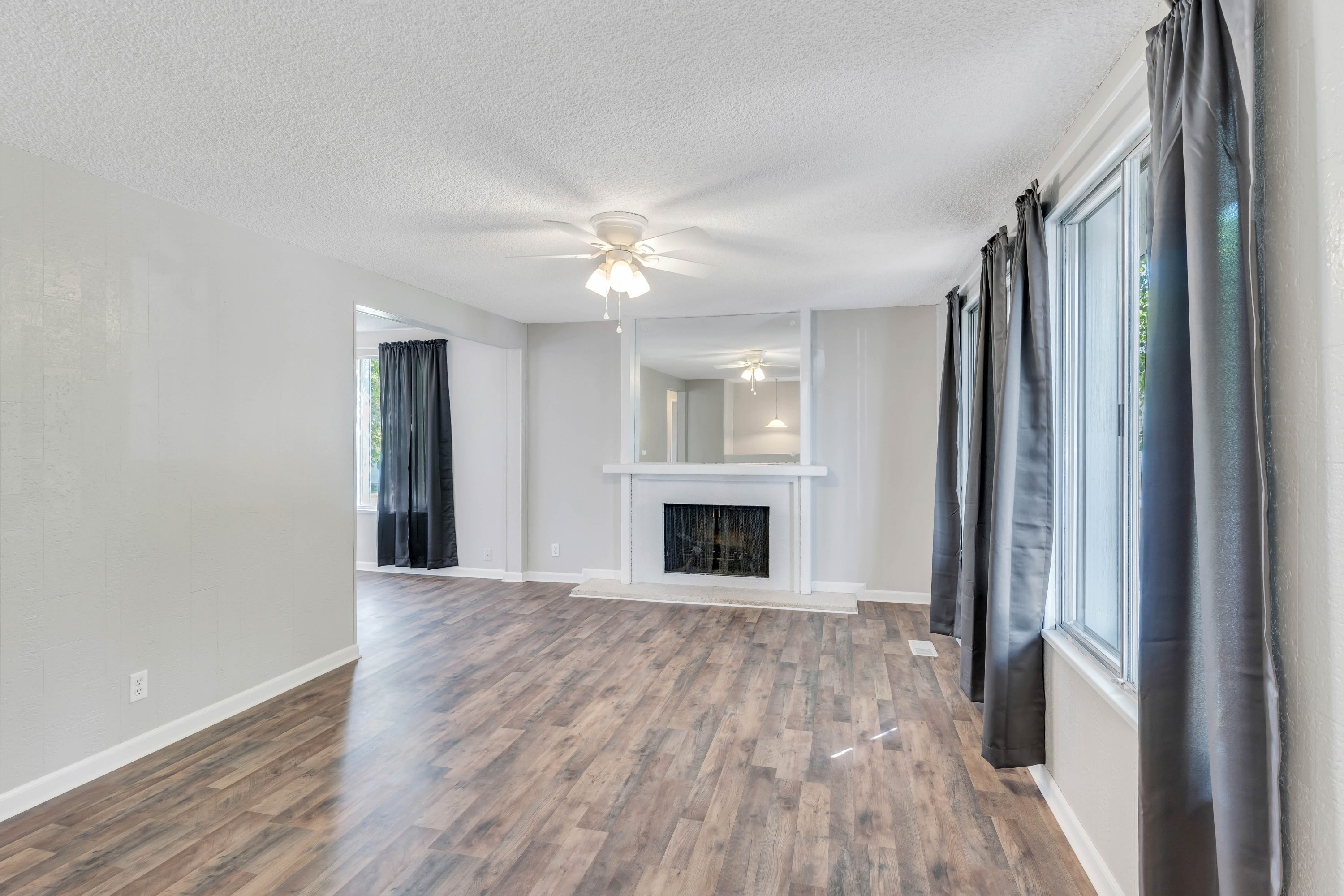 3076 Westcove Drive – photo 2