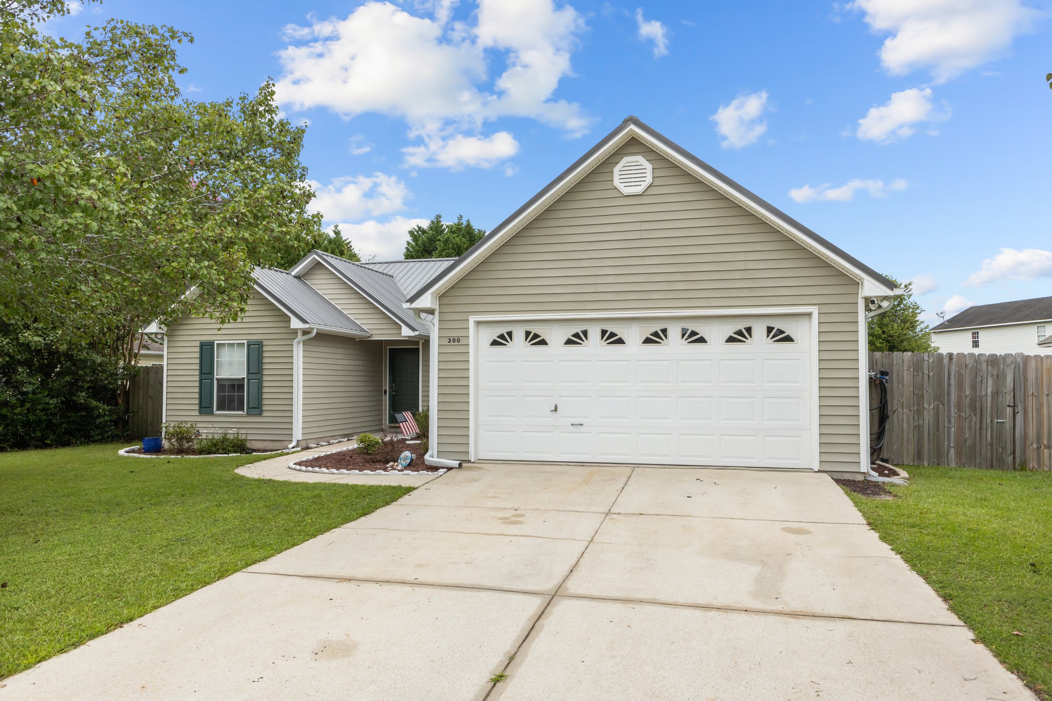 300 Foxhall Road – photo 1