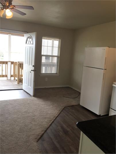 251 Tenney – photo 2