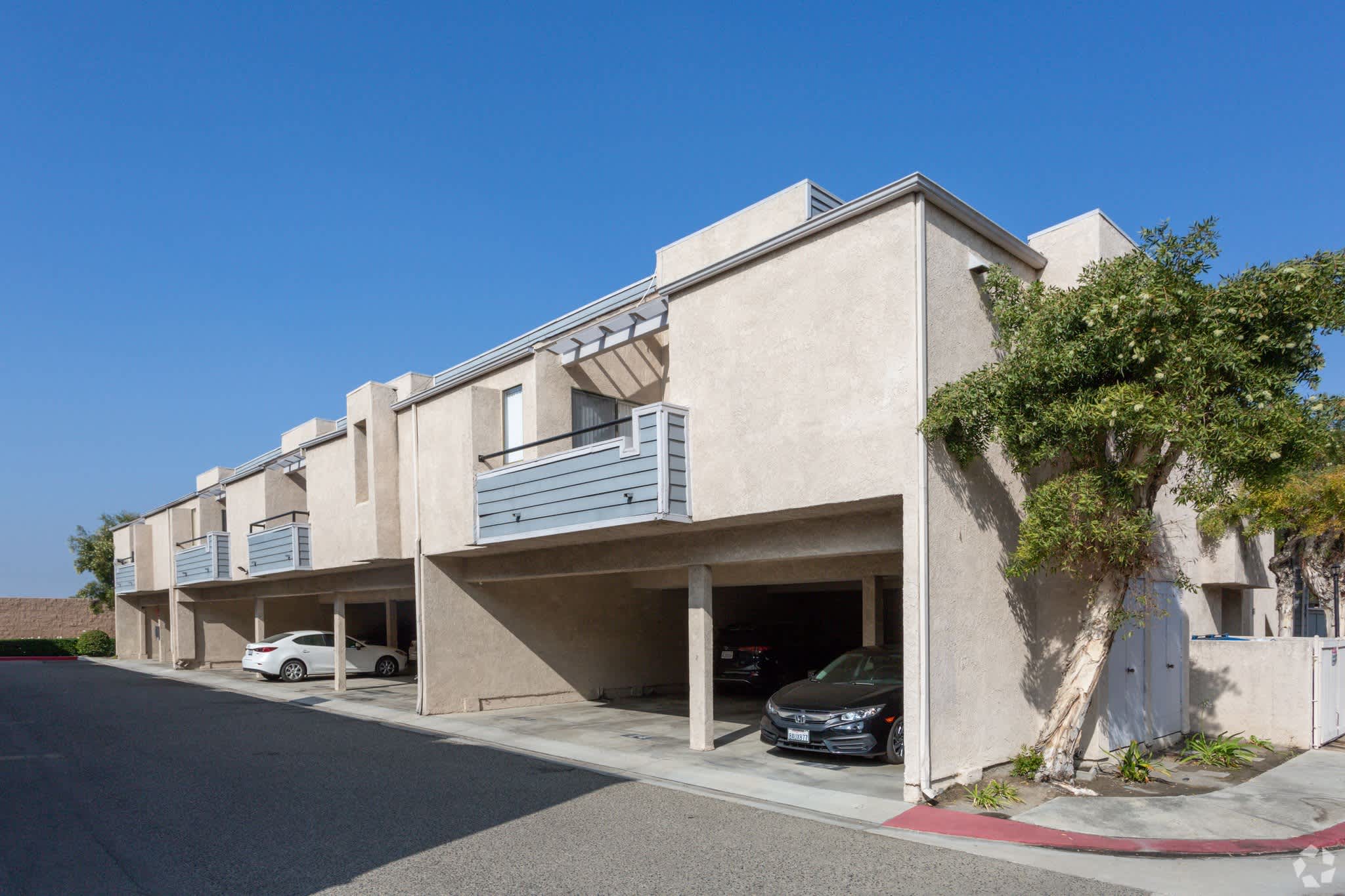 101-197 N. Ridgeway – photo 4