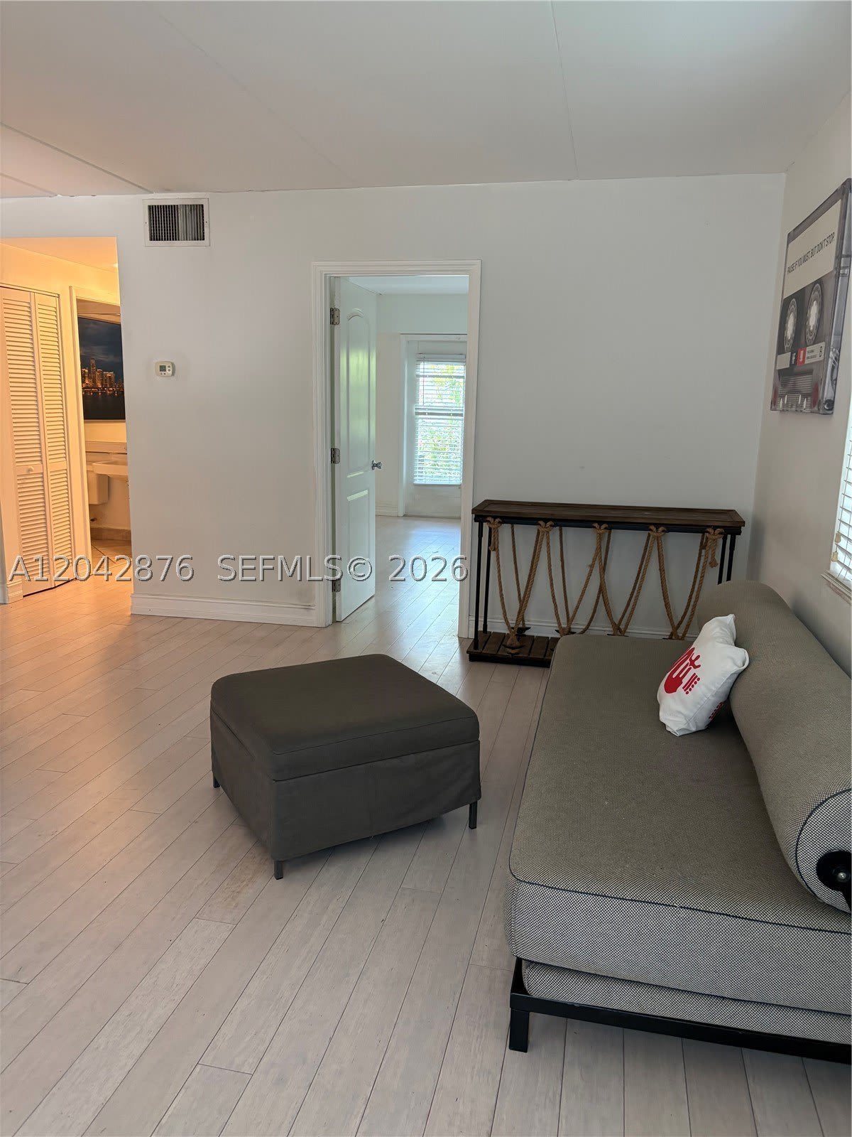 1545 Euclid Ave – photo 5