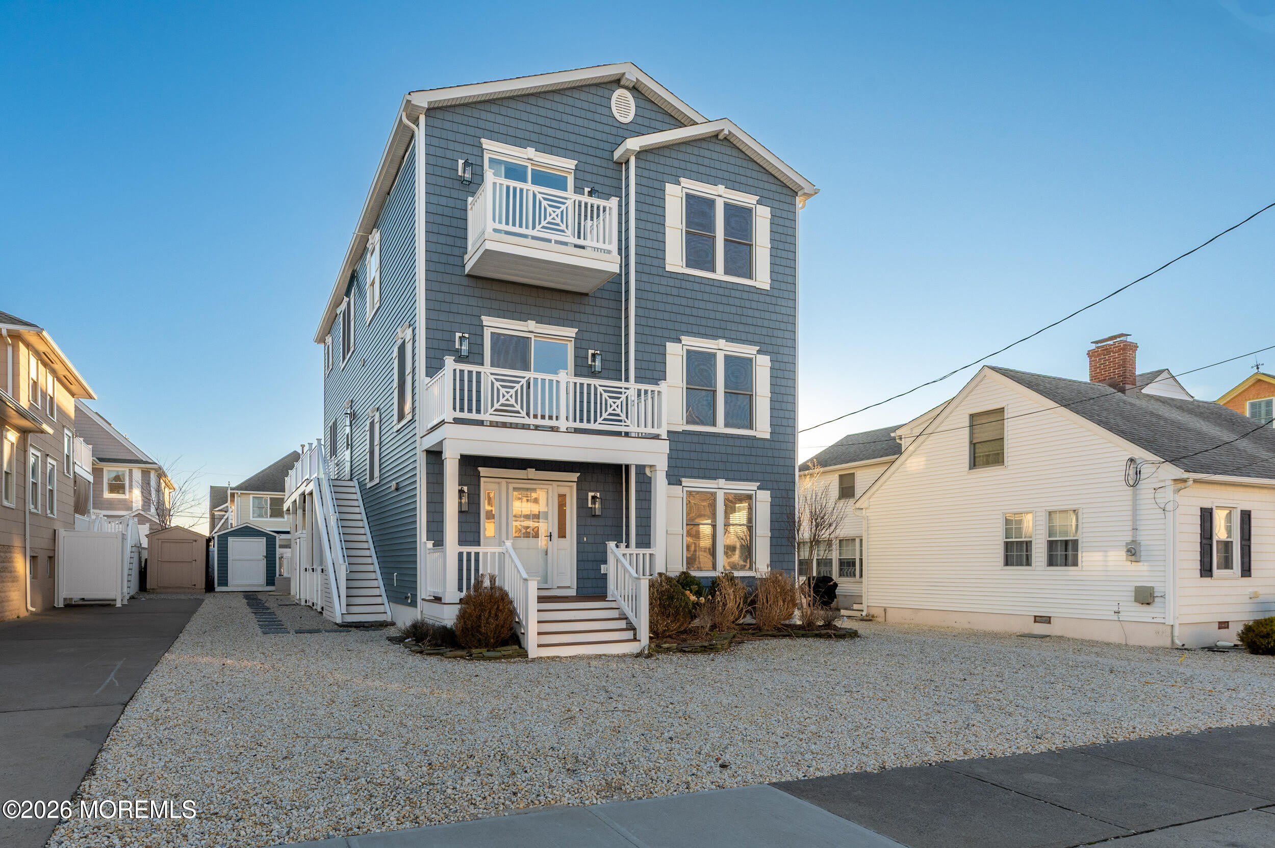 29 4th Avenue – photo 1