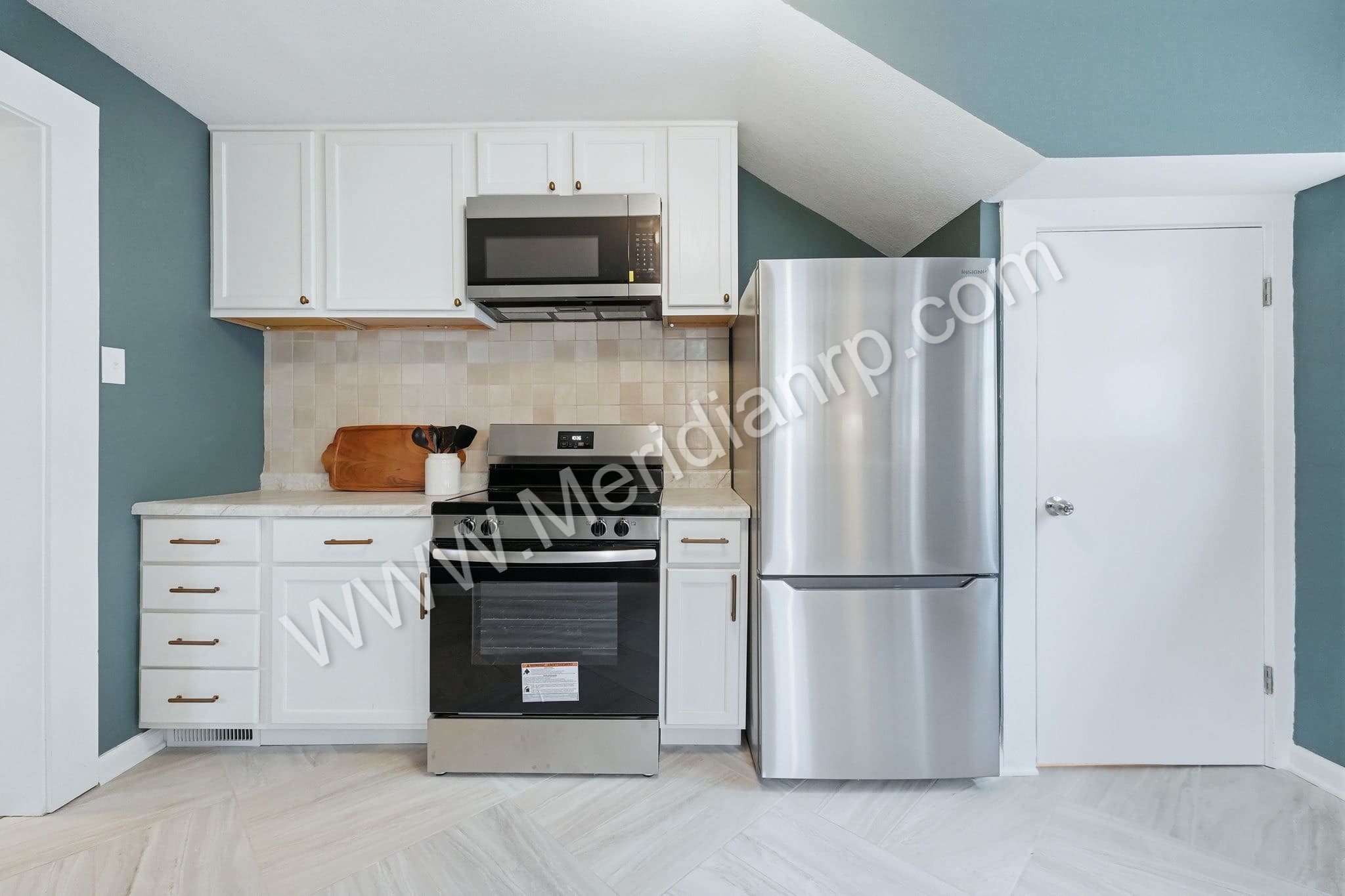 931 Woodview Boulevard – photo 4