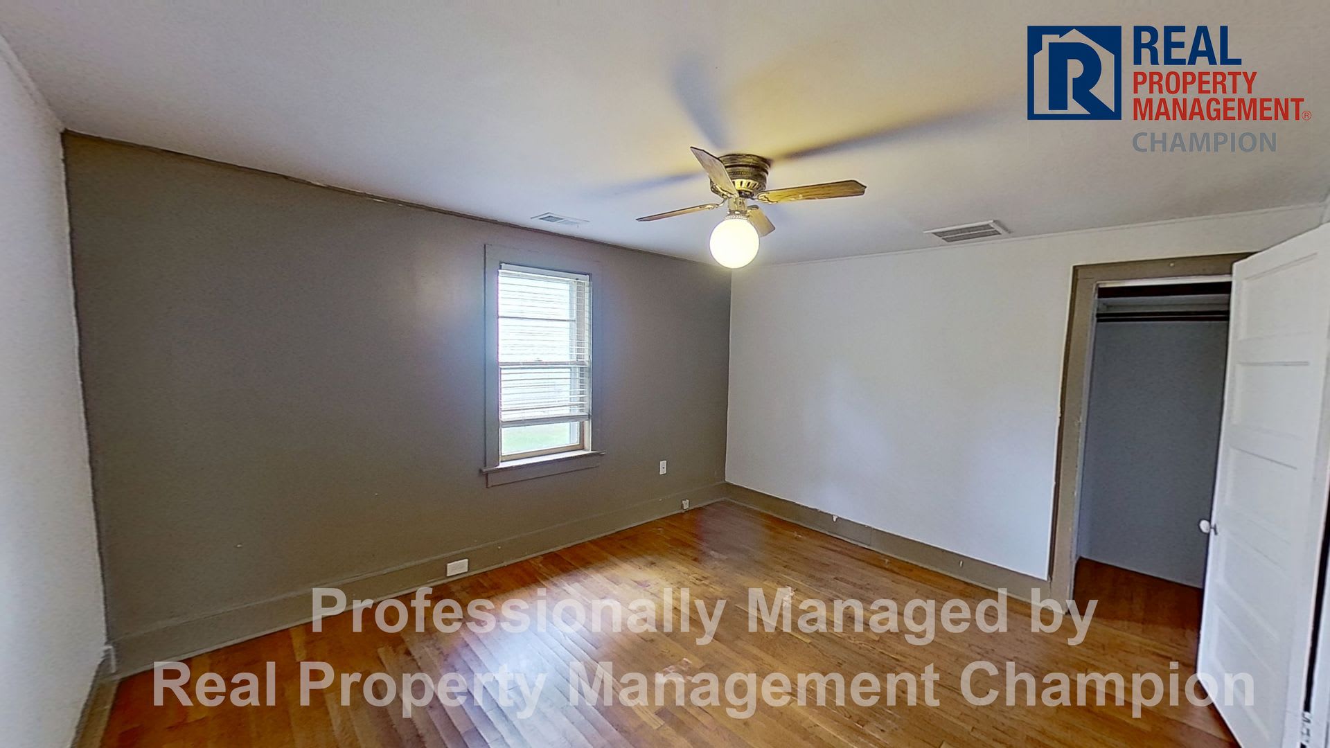 Renovated 3 BD/2 BA All Brick Cottage Near Cargo and Soda Pop Districts – photo 1