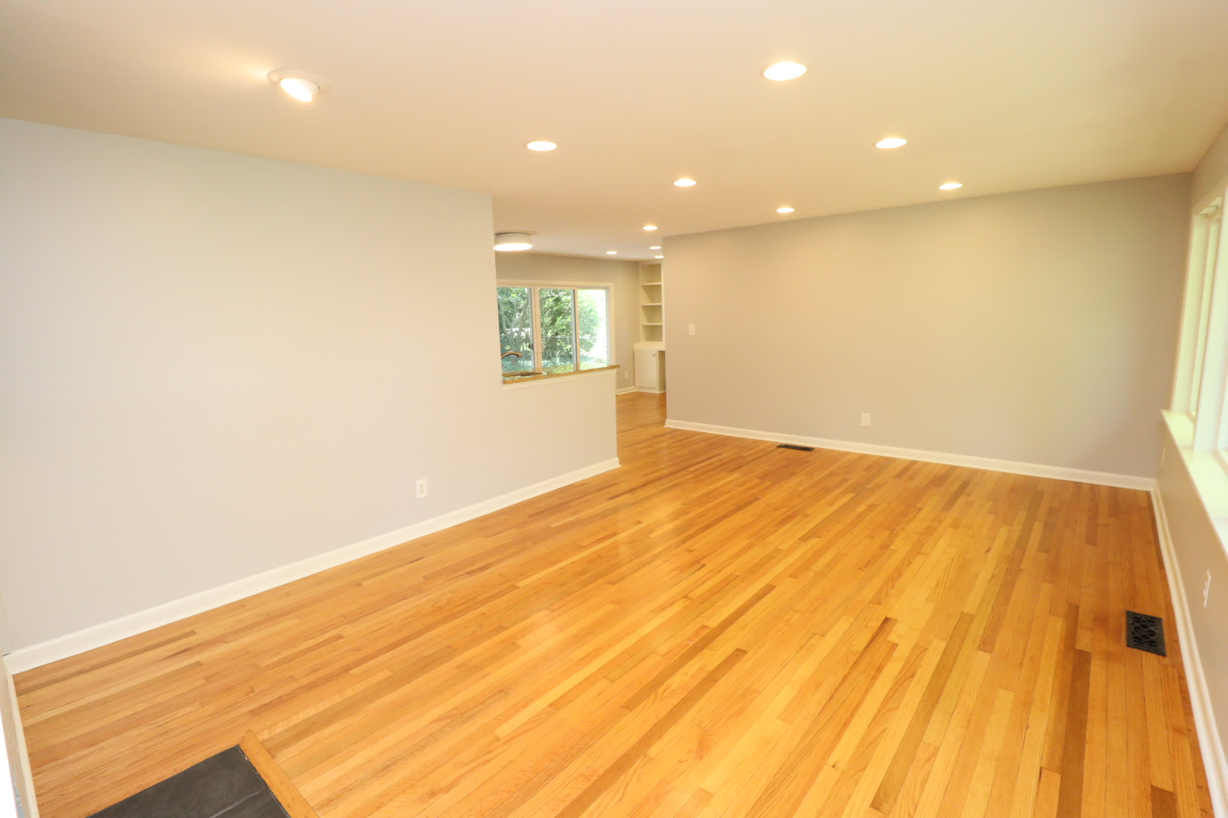 1009 Dogwood Ln – photo 4