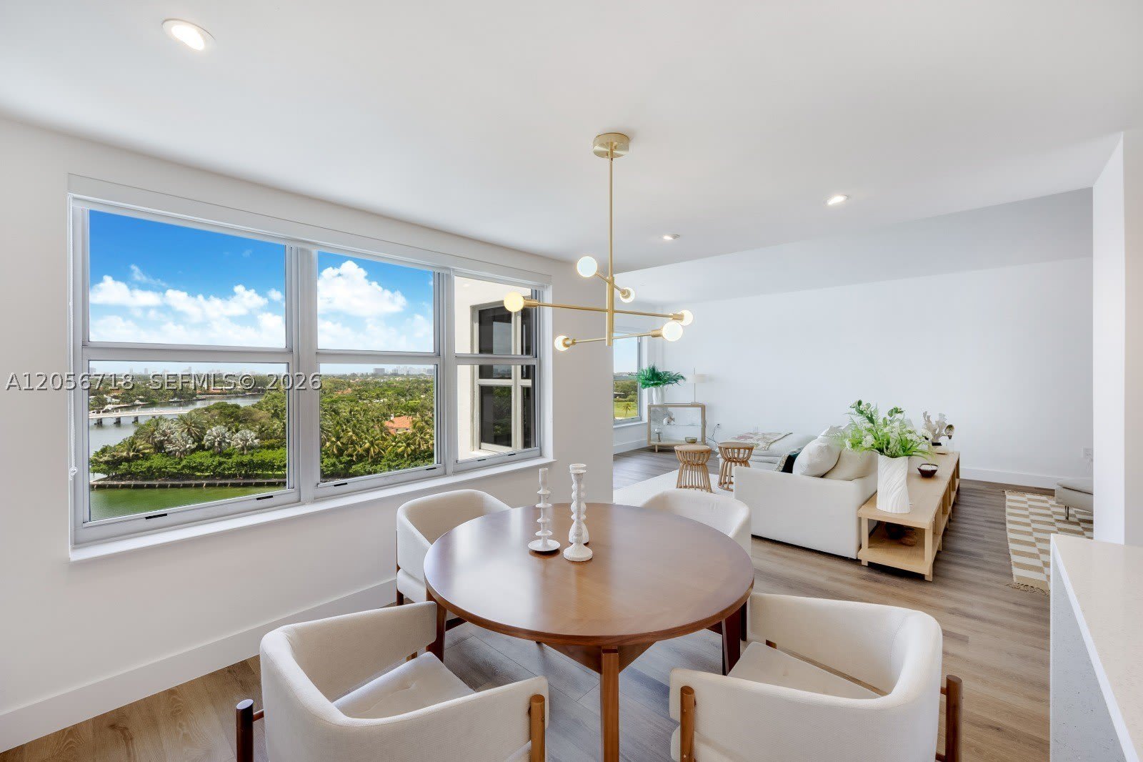 9102 W Bay Harbor Dr – photo 4