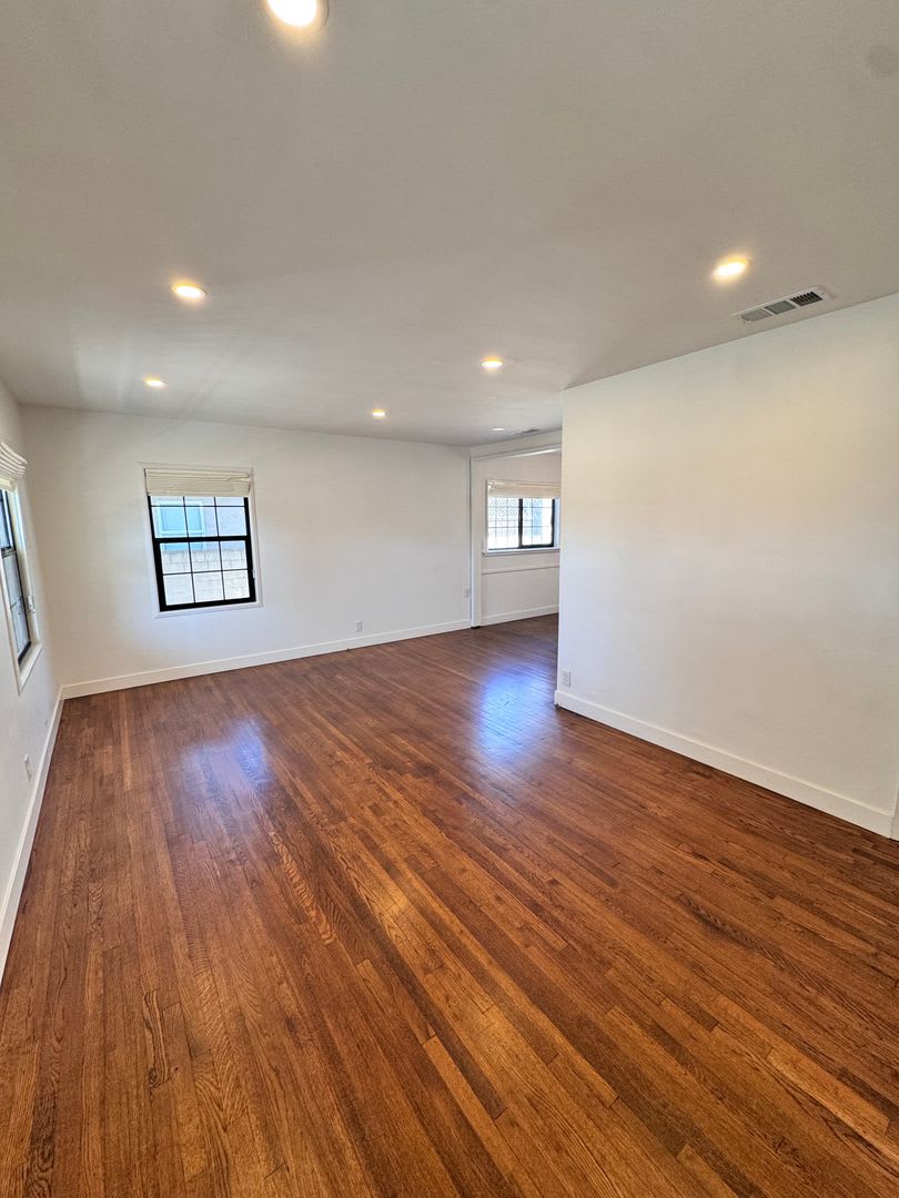 5833 Parapet Ave, Long Beach – Single Family Home – photo 2