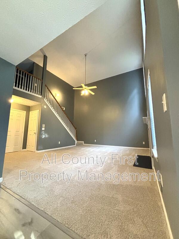 4504 Carriage Park Dr. – photo 2