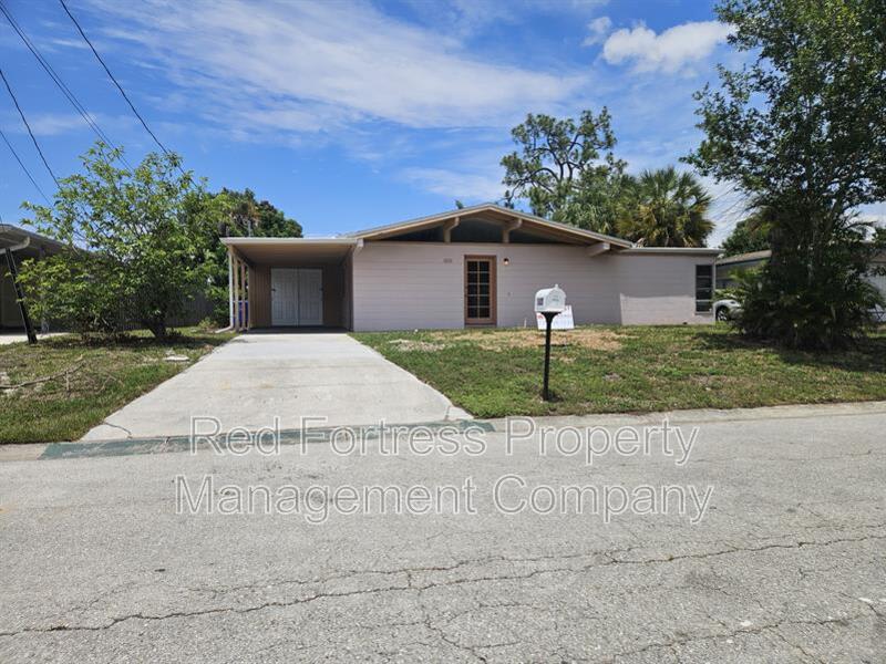 1635 Newport Ct – photo 1