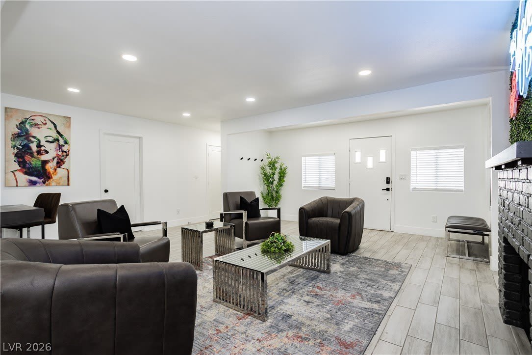 1913 Birch Street – photo 2