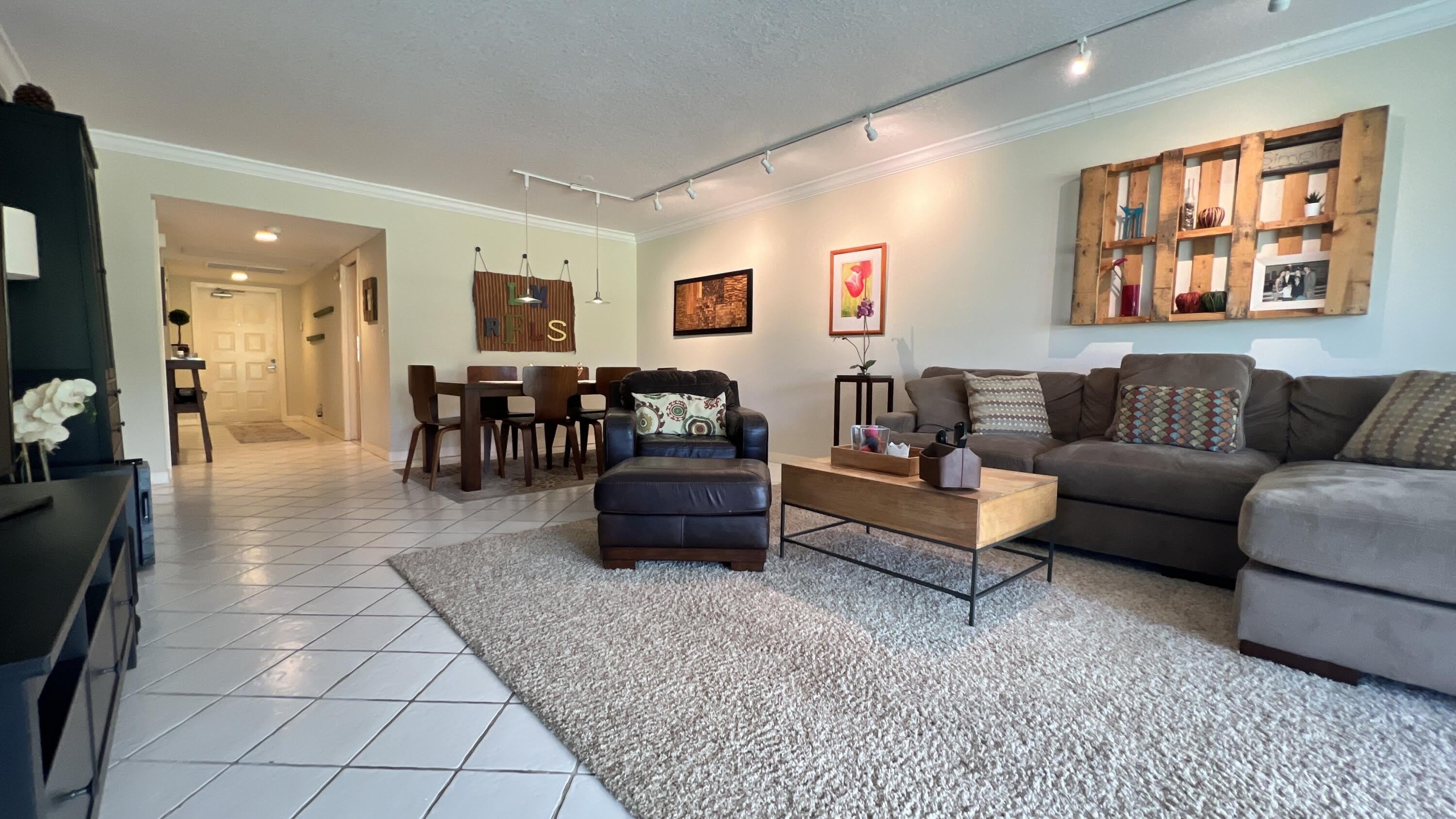 4017 N CYPRESS Drive – photo 3