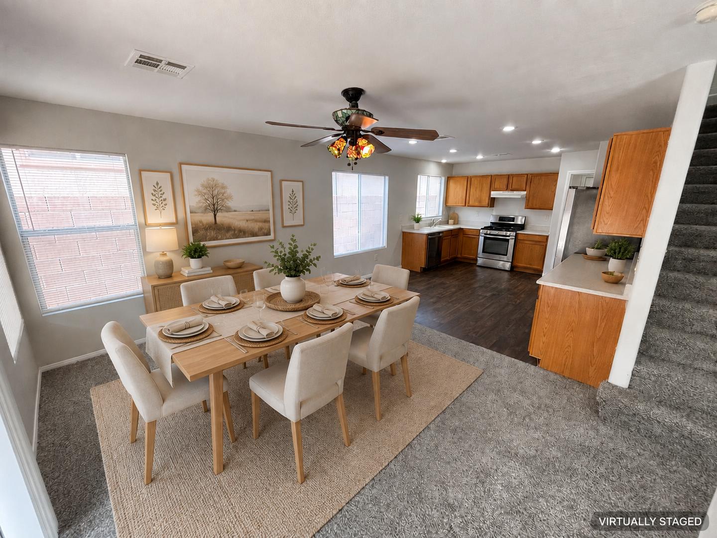 Beautiful 4Bed 3Bath 2Car Residence Located In Summerlin Near Town Center Drive – photo 3