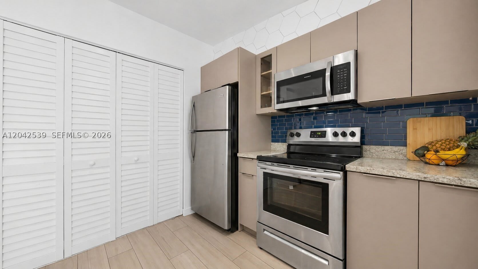 1704 Rodman St – photo 4