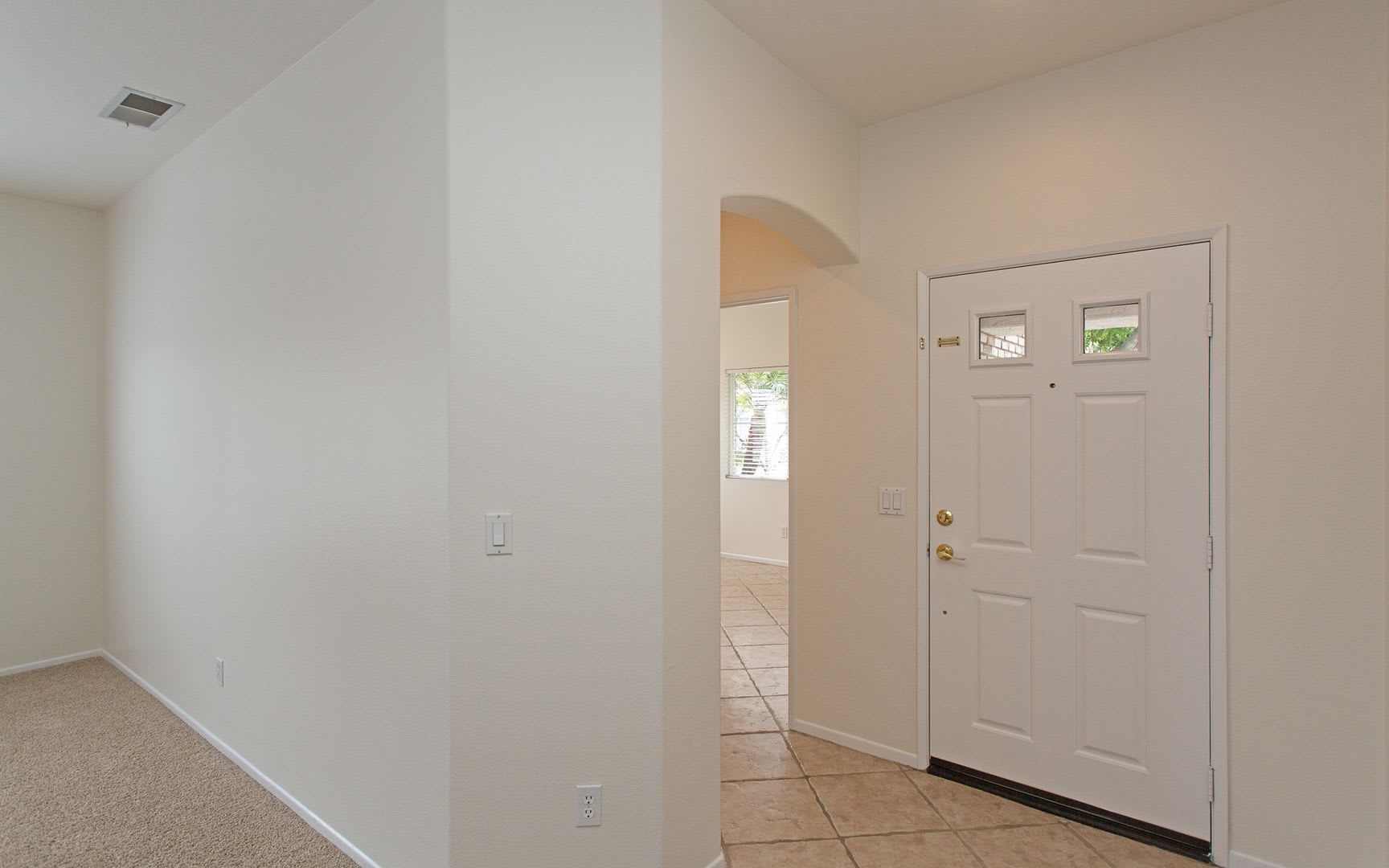 Grand and Gorgeous 5BR Home in La Fuente Gated Community! – photo 3