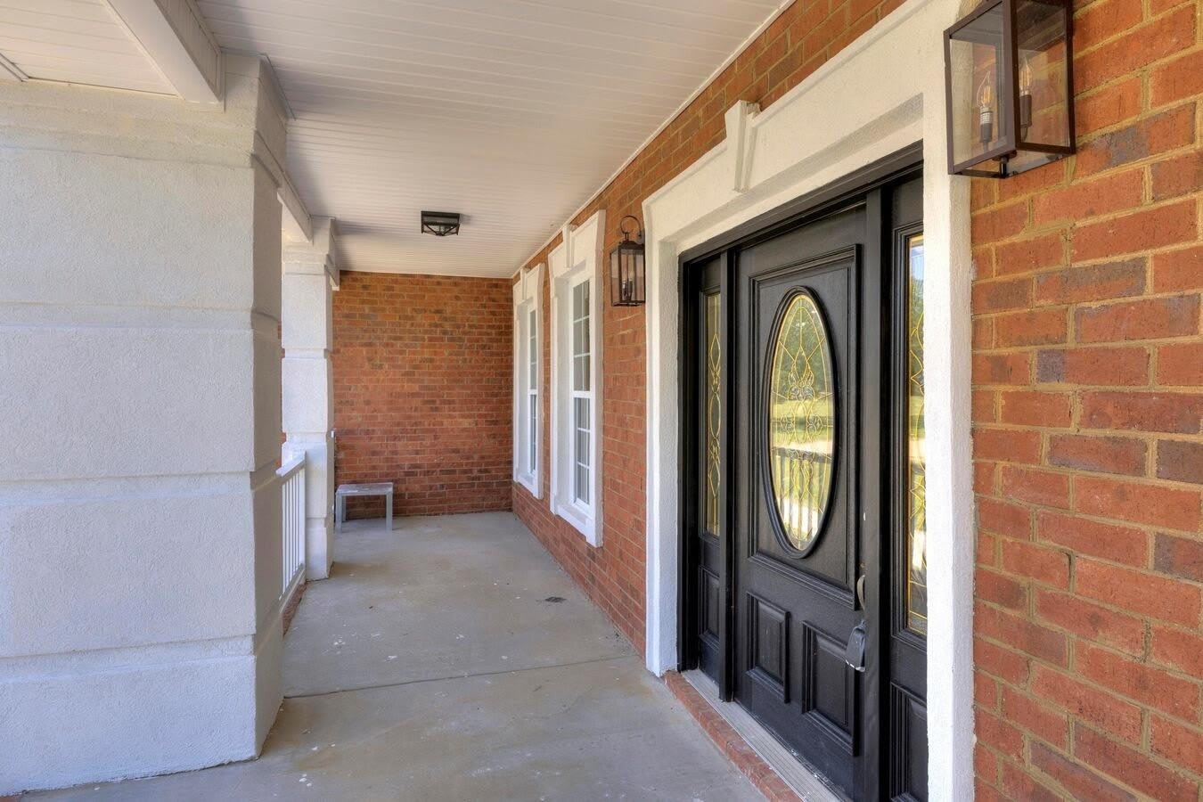 2090 Four Bridges Road – photo 3