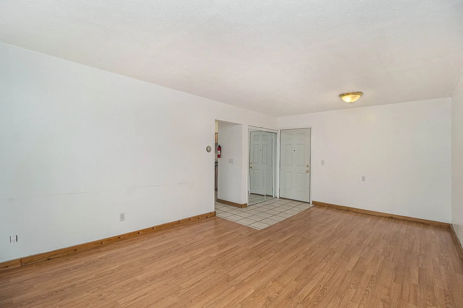 1202 Euclid Avenue – photo 5