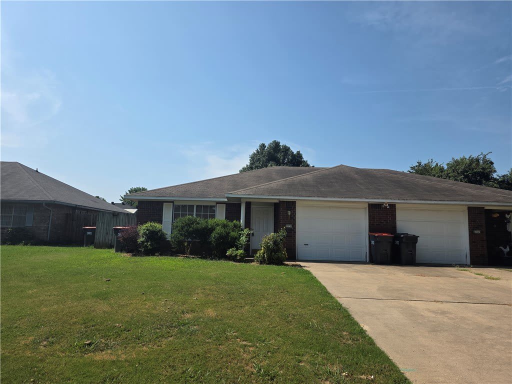 2723 Kasey Avenue – photo 1