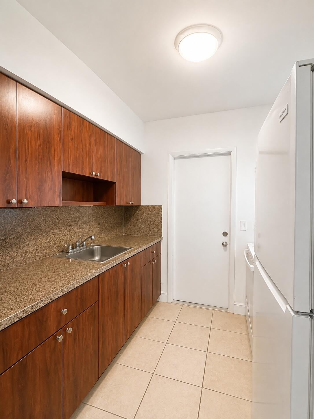 1140 NE 15TH Avenue – photo 3