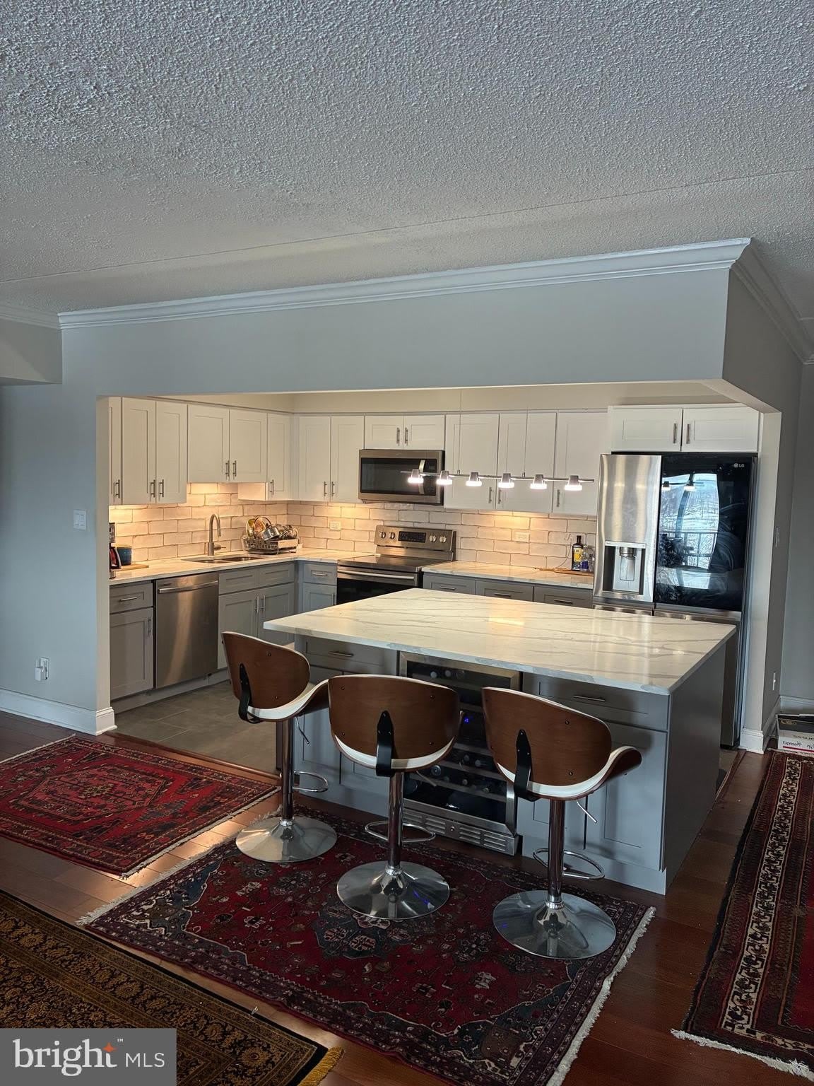 20536 VALLEY FORGE Circle – photo 1