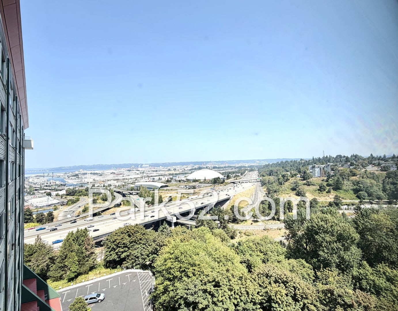 Beautiful 2 Bedroom Condo in Downtown Tacoma With Separate Garage & Amenities! – photo 5