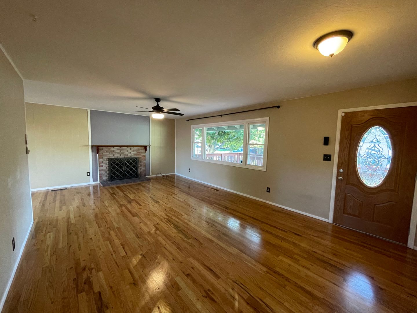 3 Bedroom and 2 – photo 3