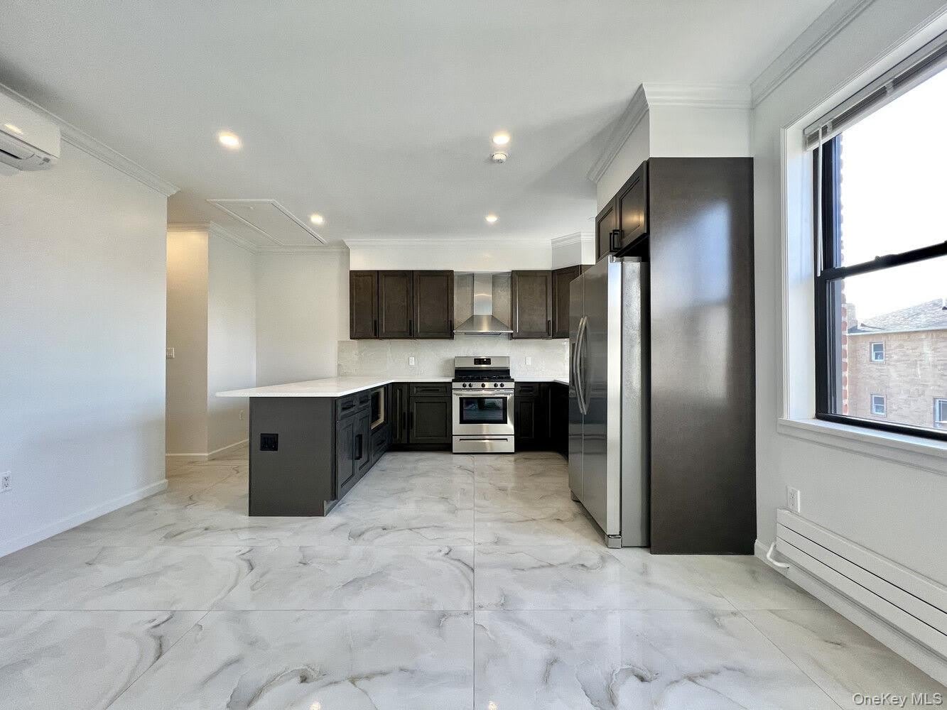47-14 DITMARS Boulevard – photo 3