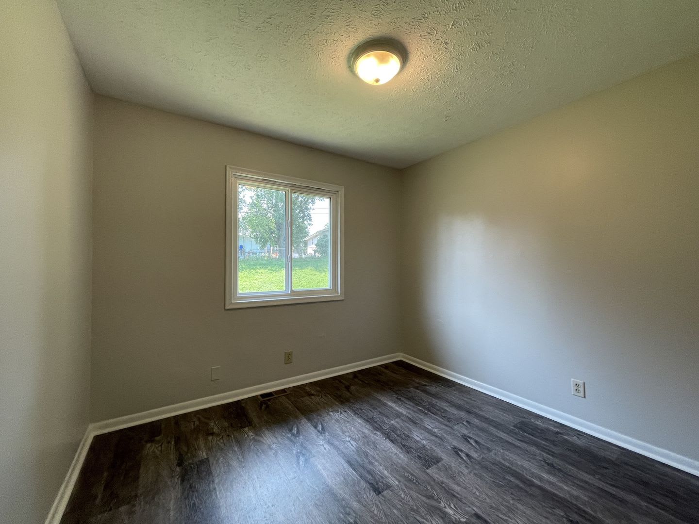 7508 Elm Dr – photo 5