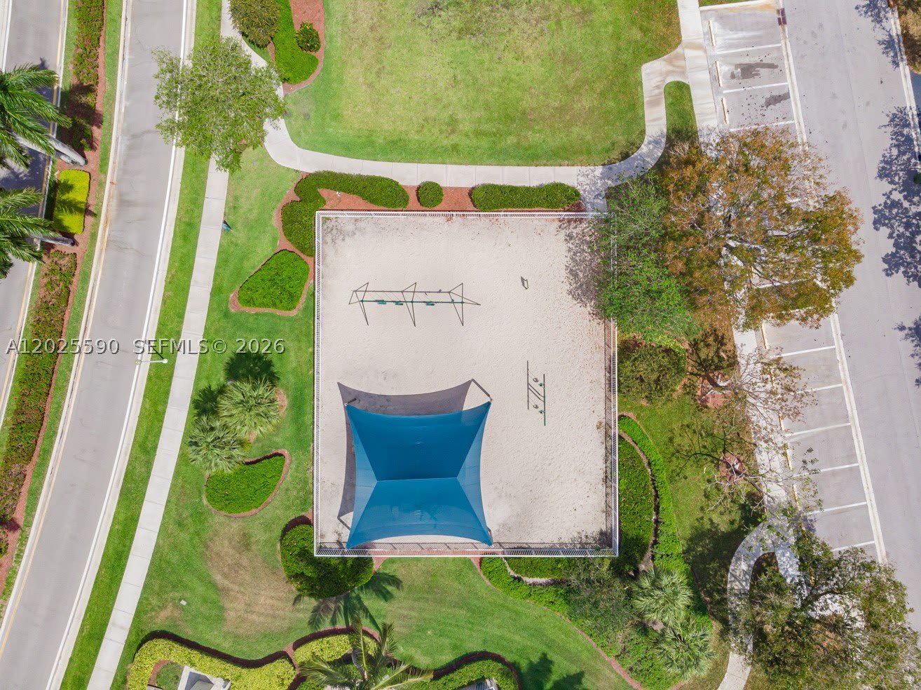 2098 Madeira Dr – photo 4