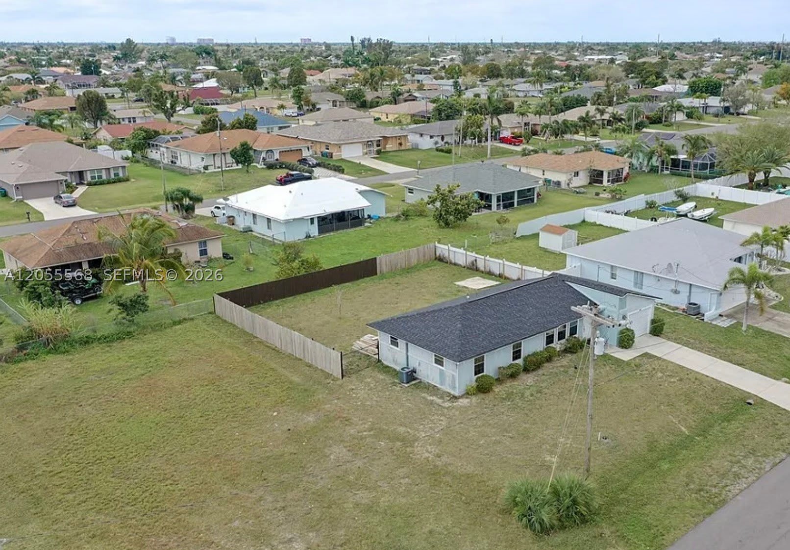 320 SE 26 TERRACE – photo 2