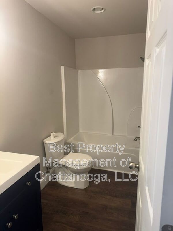 379 Virginia St – photo 4