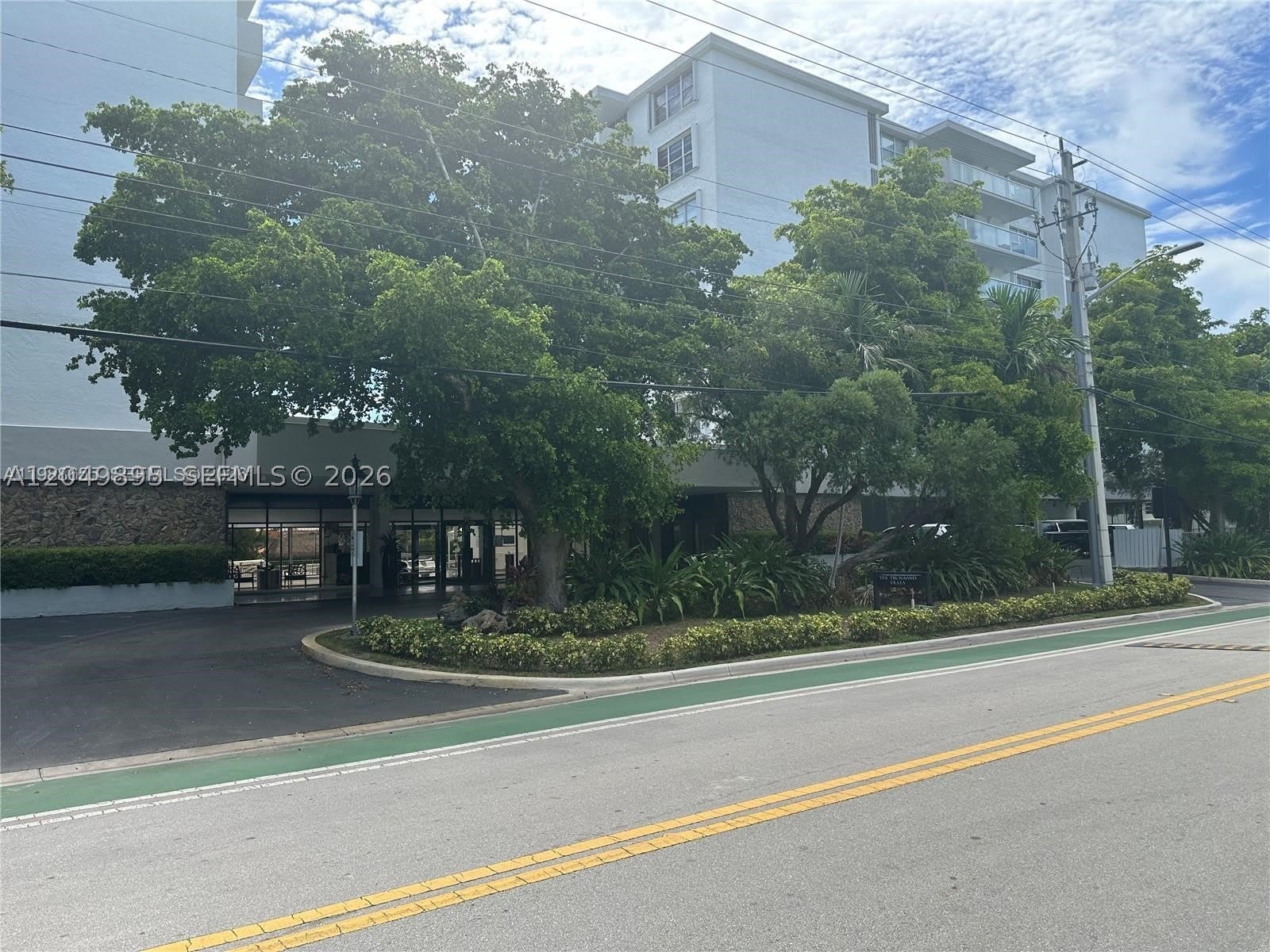 10000 W Bay Harbor Dr – photo 1