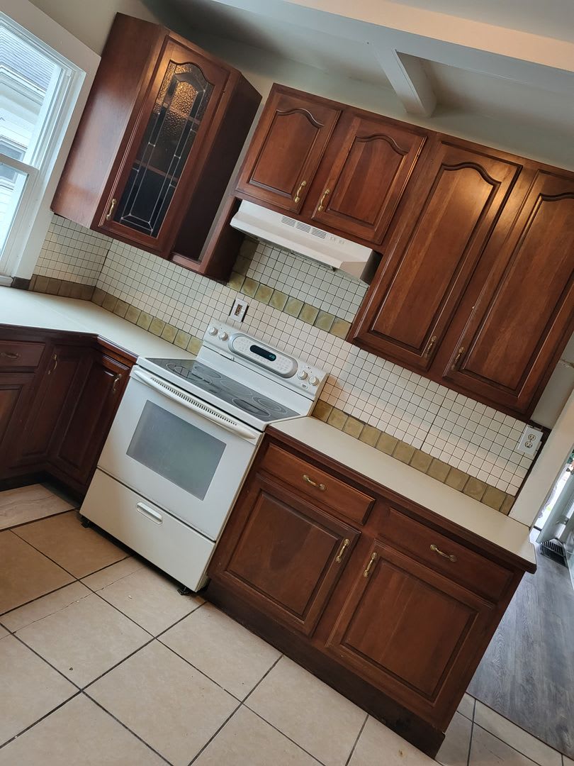 4 Bed 1 bath – photo 2