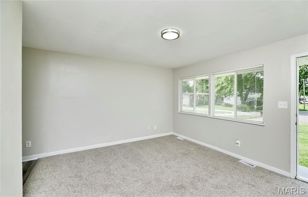 1915 Curtis Court – photo 5