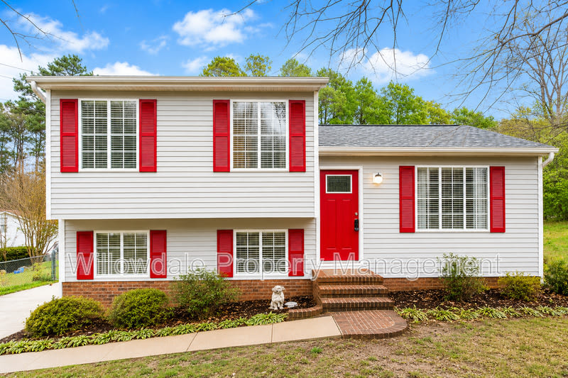 2140 Mariner circle – photo 1