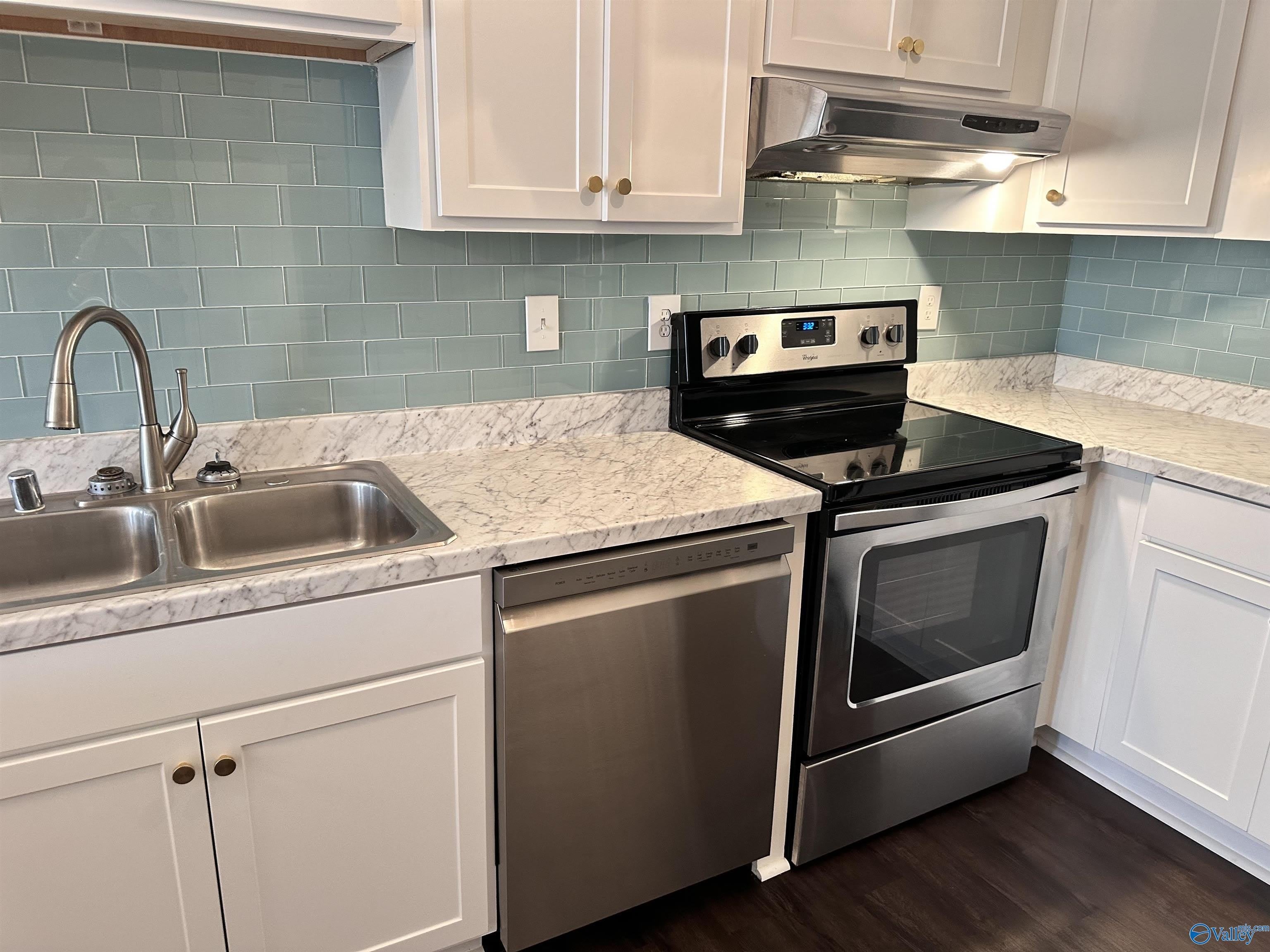 2136 Belle Grove Drive – photo 4