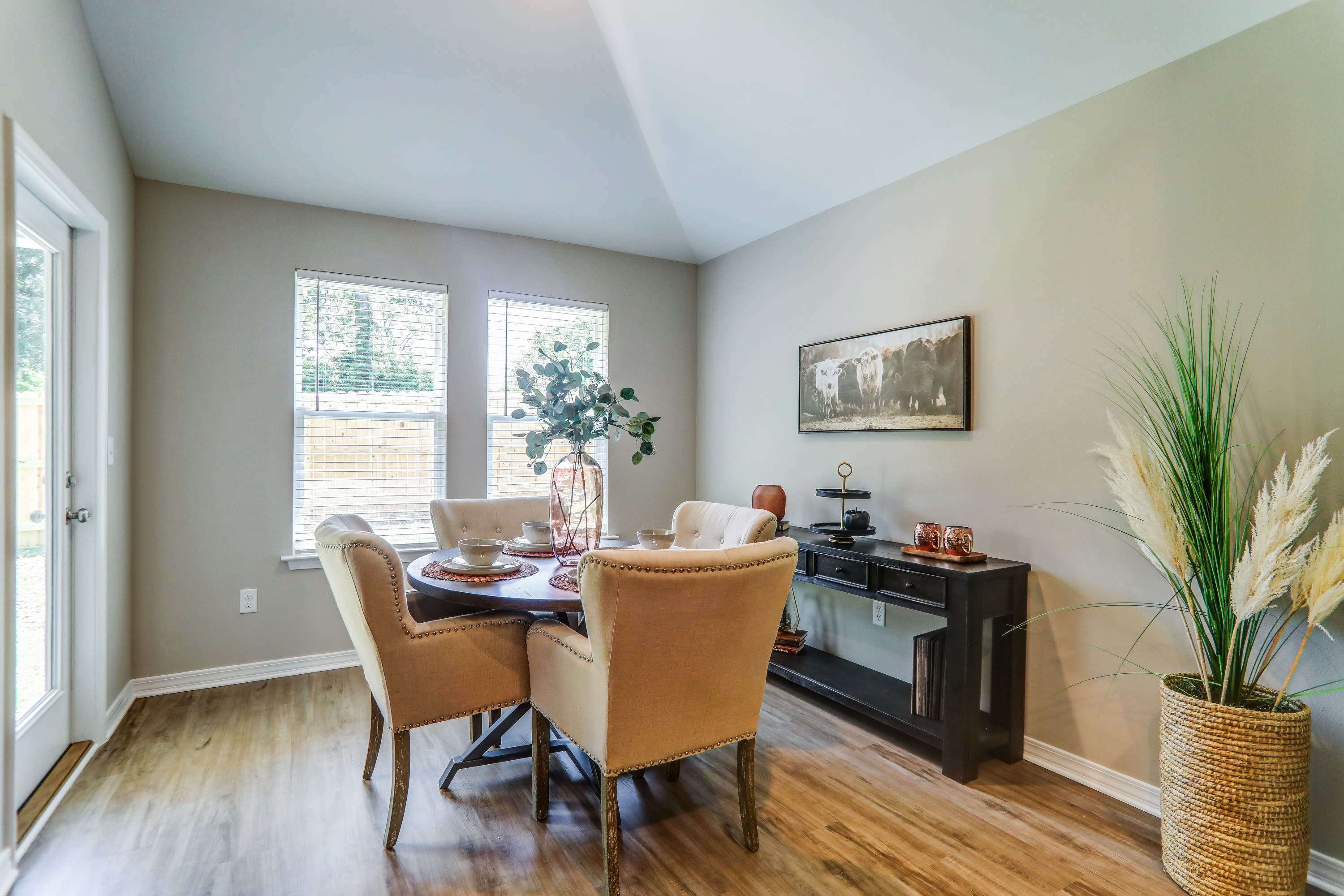 181 Treadstone Way – photo 3