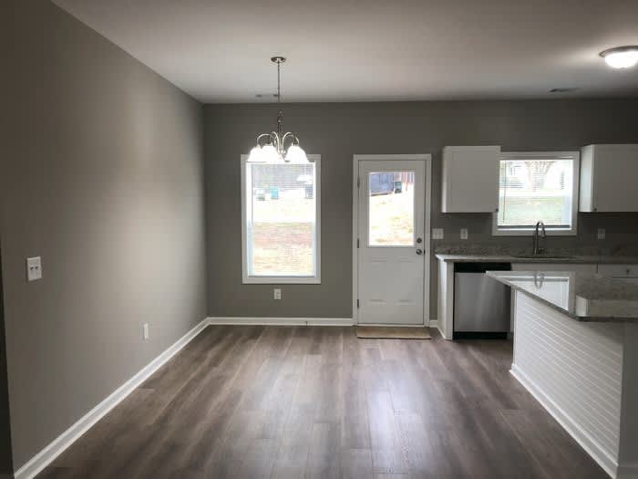 261 Charlotte Circle – photo 3