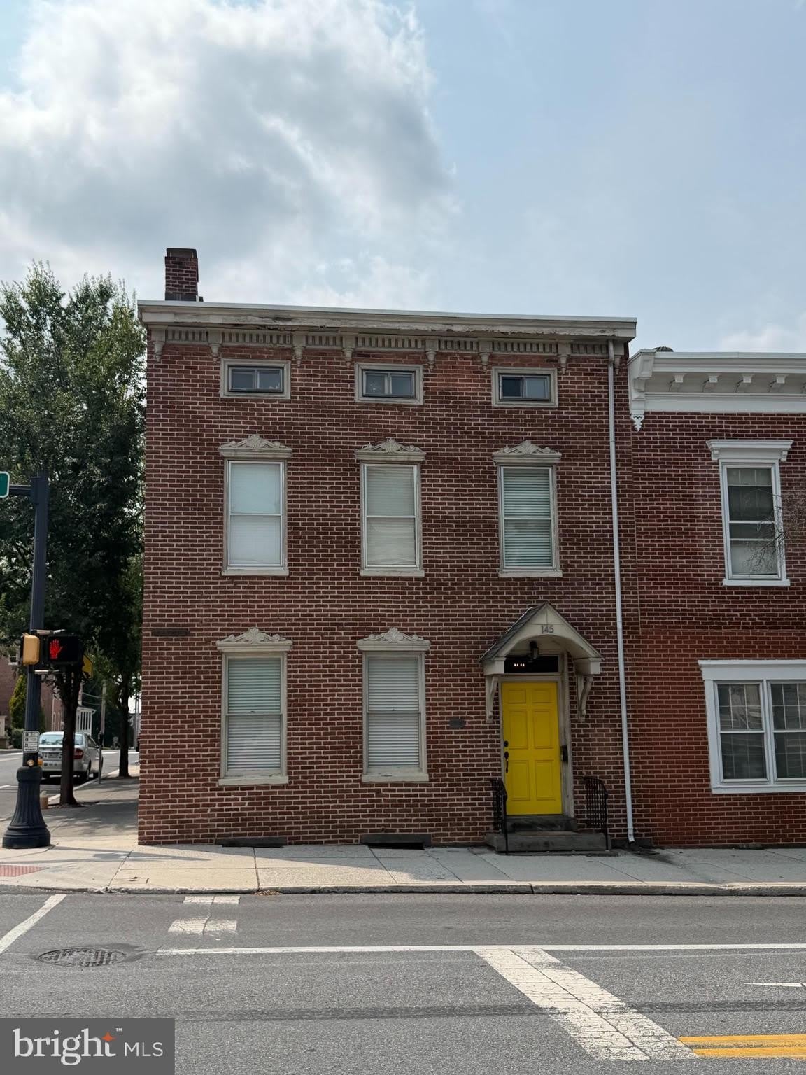 145 BALTIMORE Street – photo 1