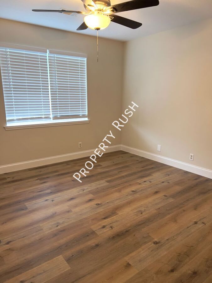 56 Bell Road – photo 2