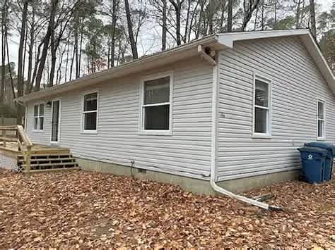 196 Windjammer Road – photo 1