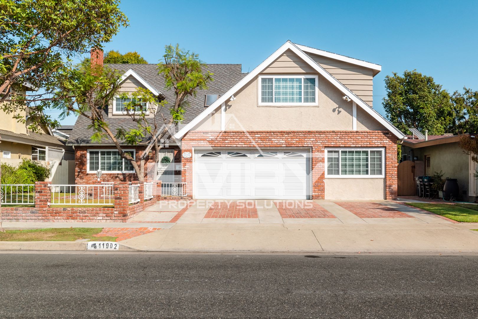 5 Bedroom 3 Bathroom Single House in Los Alamitos CA 90720!! – photo 2
