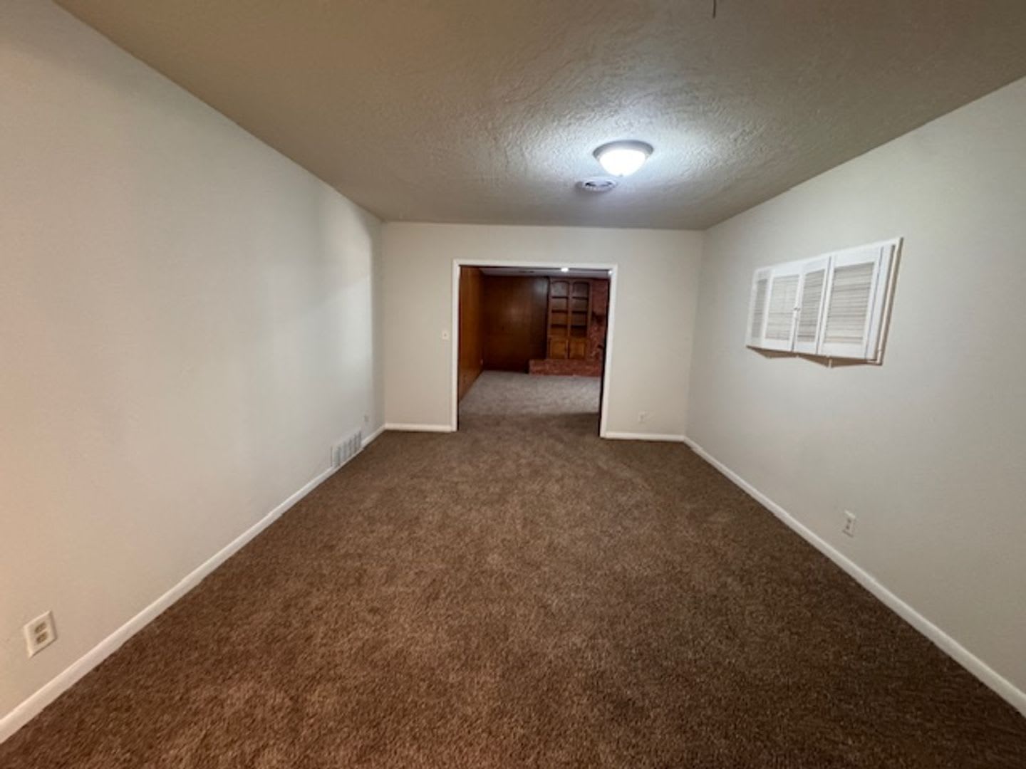 3 bed 2 bath in a great neighborhood in Norman, Refreshed and ready for move in! – photo 5